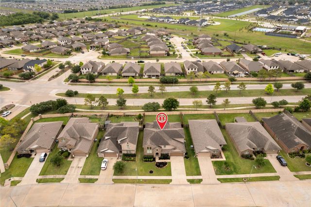 17815 Sentosa Cliff Lane, Richmond, TX 77407