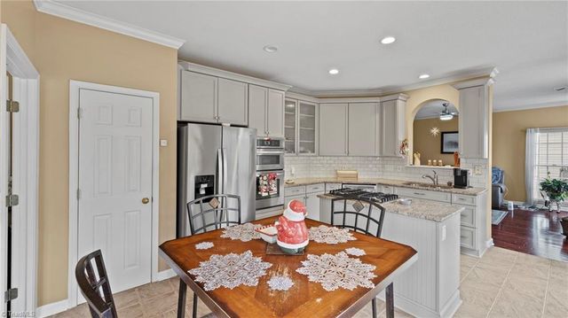 6314 High View Road, Greensboro, NC 27410