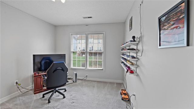 6314 High View Road, Greensboro, NC 27410