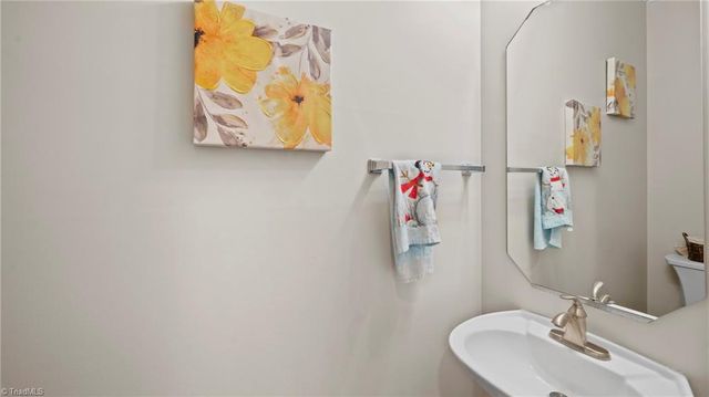 6314 High View Road, Greensboro, NC 27410