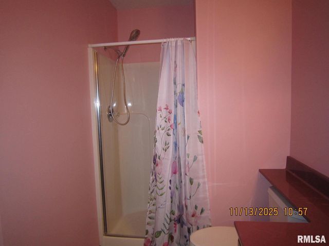 2608 38TH Street, Moline, IL 61265