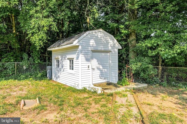 1399 MONMOUTH RD, Eastampton, NJ 08060