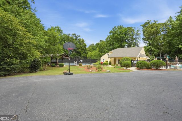 2198 Carlyle Drive, Marietta, GA 30062