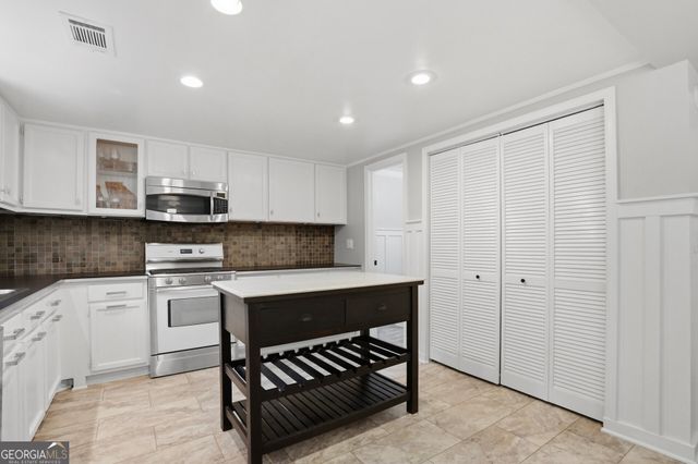 2198 Carlyle Drive, Marietta, GA 30062