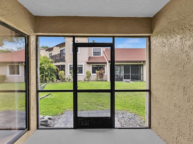 9001 W Sunrise Boulevard, Plantation, FL 33322