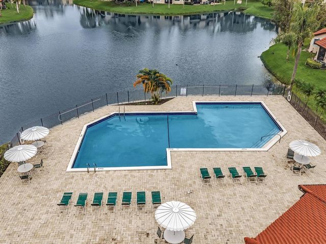 9001 W Sunrise Boulevard, Plantation, FL 33322