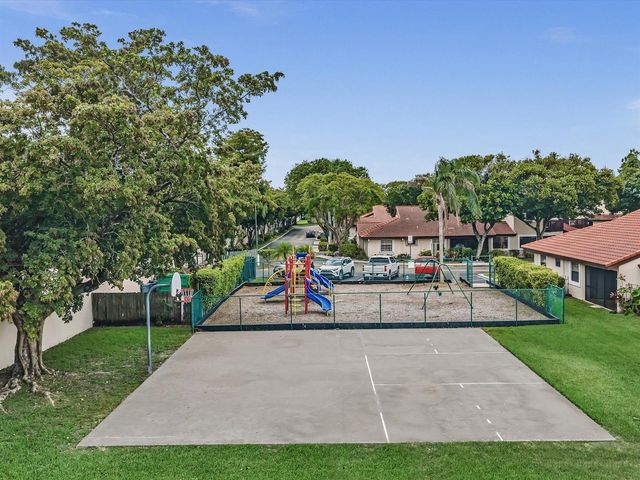 9001 W Sunrise Boulevard, Plantation, FL 33322