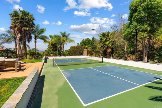 3472 Calle Margarita, Encinitas, CA 92024