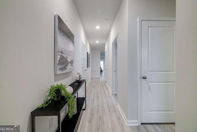 1060 Lakes Boulevard, Brunswick, GA 31525