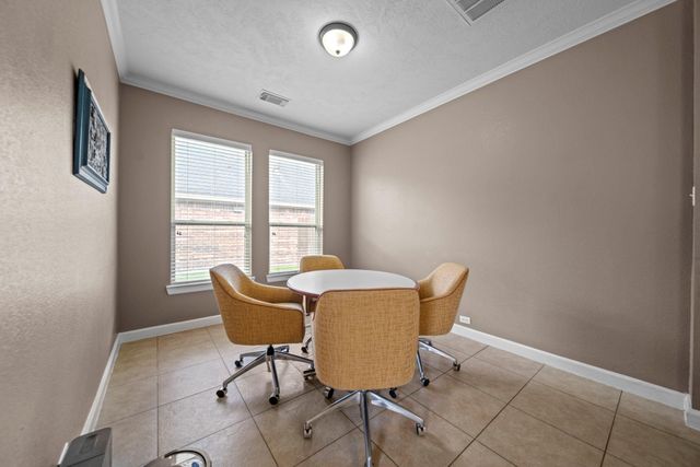 2413 Quiet Arbor Lane, Pearland, TX 77581