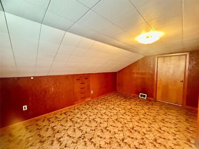 2831 HASTINGS Road, Erie, PA 16506