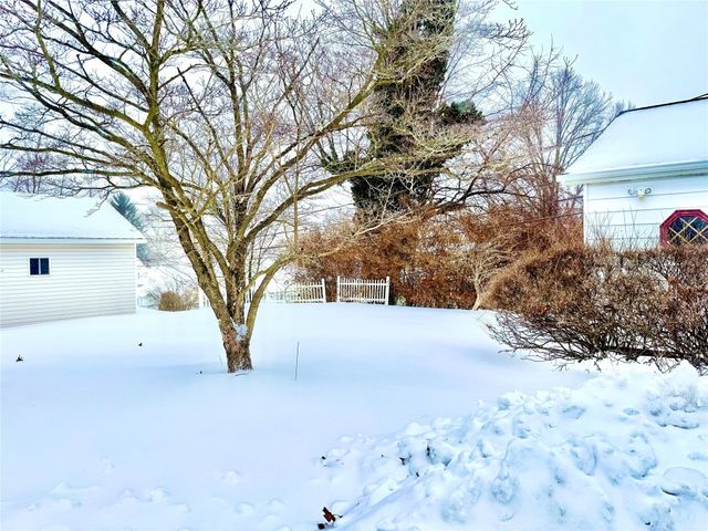 2831 HASTINGS Road, Erie, PA 16506