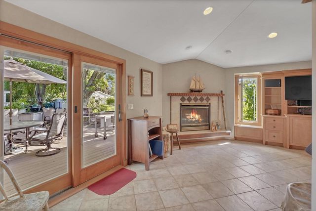 1205 Blue Dahlia ROAD, Oconomowoc, WI 53066