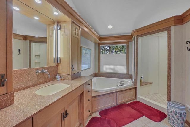 1205 Blue Dahlia ROAD, Oconomowoc, WI 53066