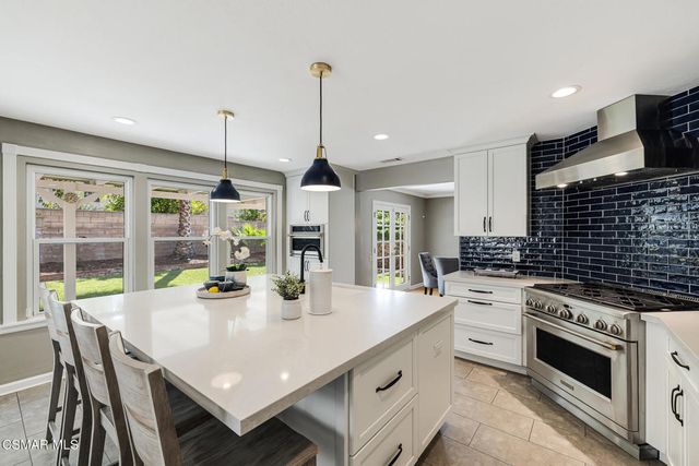 12202 Willow Hill Drive, Moorpark, CA 93021