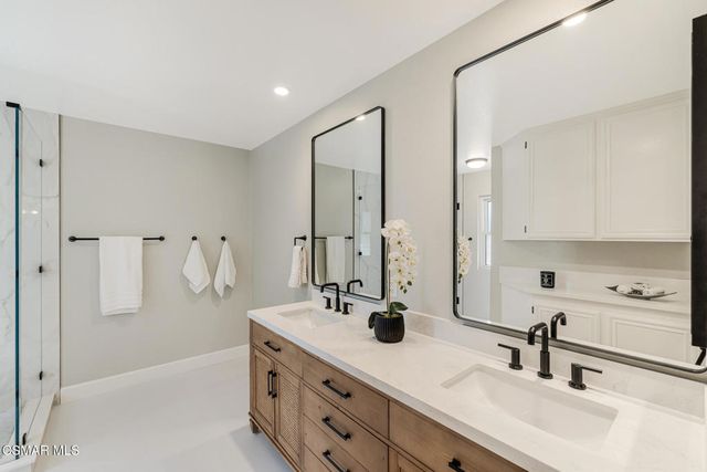 12202 Willow Hill Drive, Moorpark, CA 93021