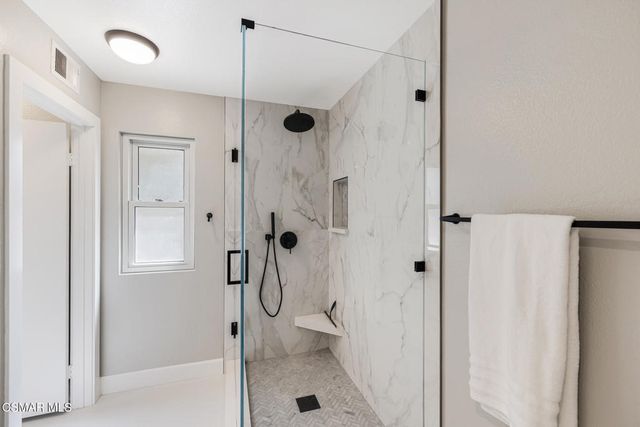 12202 Willow Hill Drive, Moorpark, CA 93021