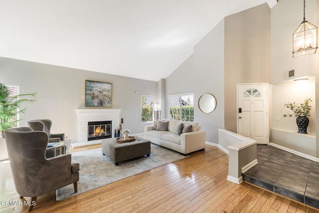 12202 Willow Hill Drive, Moorpark, CA 93021