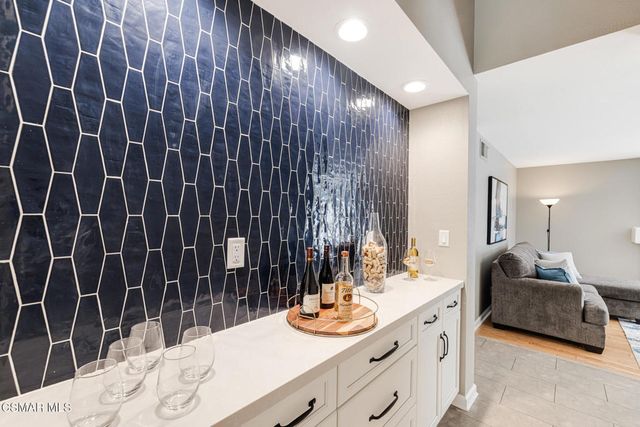 12202 Willow Hill Drive, Moorpark, CA 93021