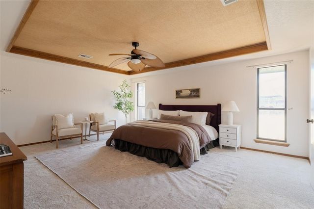 409 Albany Drive, Edmond, OK 73003