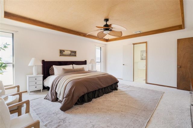 409 Albany Drive, Edmond, OK 73003