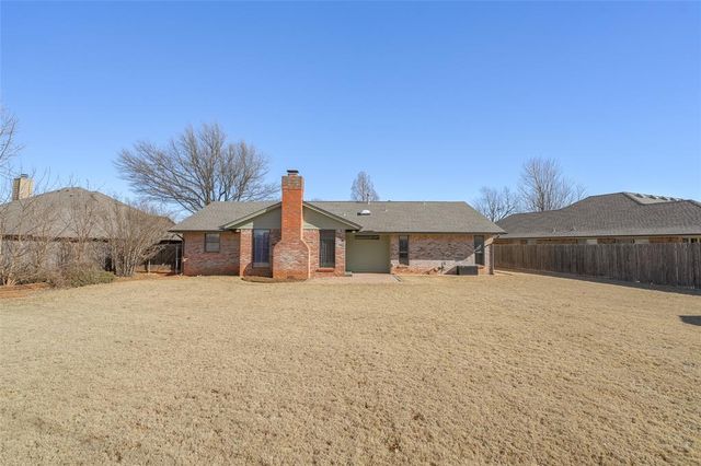 409 Albany Drive, Edmond, OK 73003