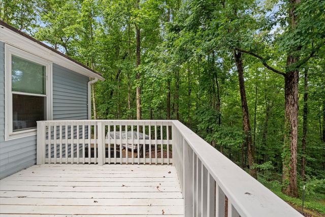 1101 Valley View Rd, Ashland City, TN 37015