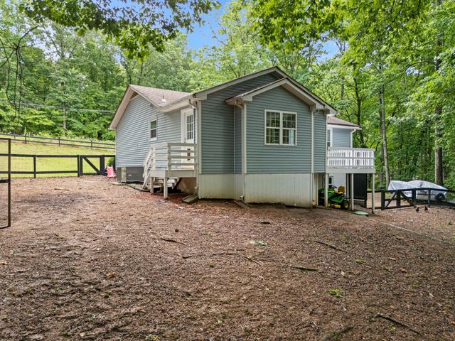 1101 Valley View Rd, Ashland City, TN 37015