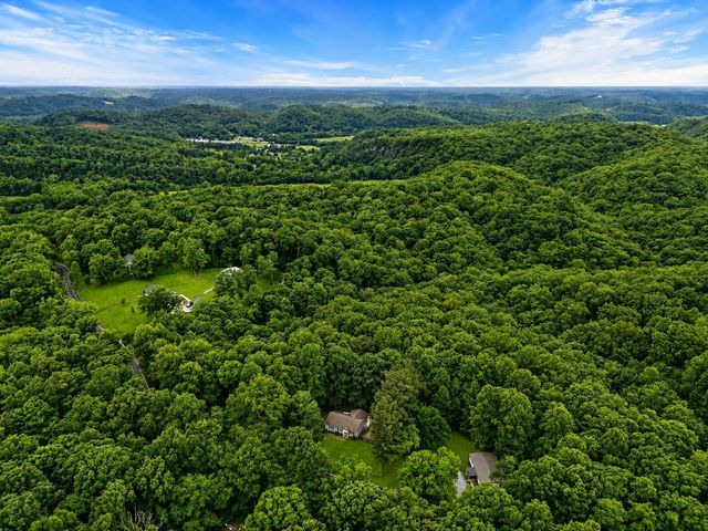 1101 Valley View Rd, Ashland City, TN 37015