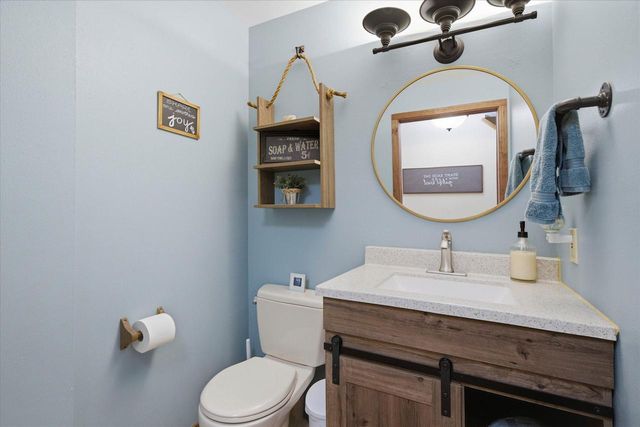 W1479 Meadow View COURT, Oostburg, WI 53070