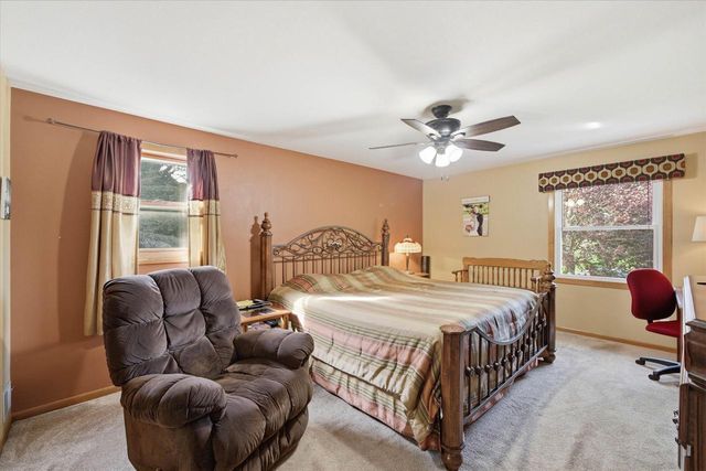 W1479 Meadow View COURT, Oostburg, WI 53070
