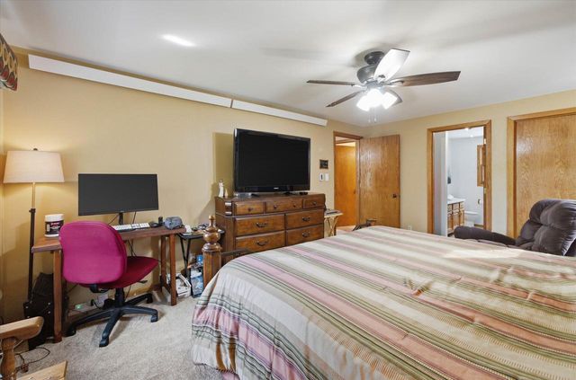 W1479 Meadow View COURT, Oostburg, WI 53070