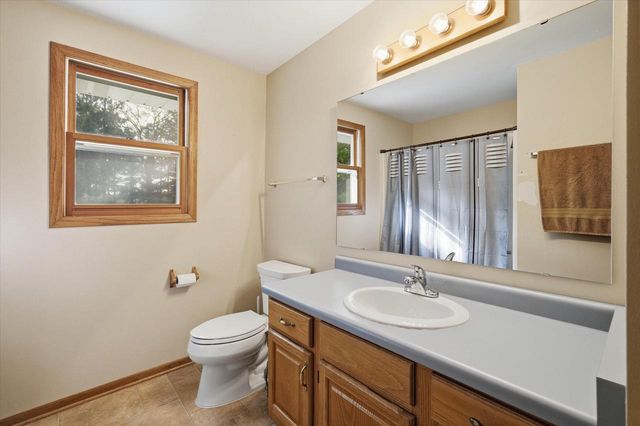 W1479 Meadow View COURT, Oostburg, WI 53070