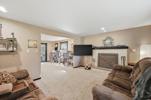 W1479 Meadow View COURT, Oostburg, WI 53070
