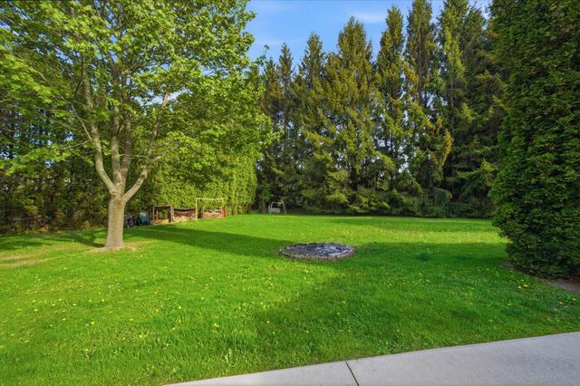 W1479 Meadow View COURT, Oostburg, WI 53070