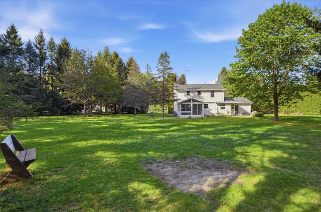 W1479 Meadow View COURT, Oostburg, WI 53070