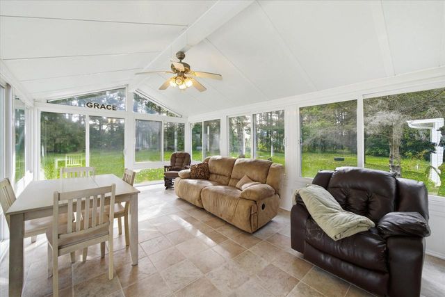 W1479 Meadow View COURT, Oostburg, WI 53070