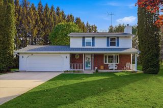 W1479 Meadow View COURT, Oostburg, WI 53070