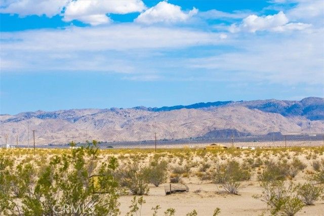68840 Mesa Drive, Twentynine Palms, CA 92277
