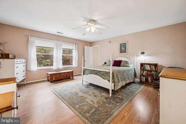 5630 OSLO AVE, Mays Landing, NJ 08330