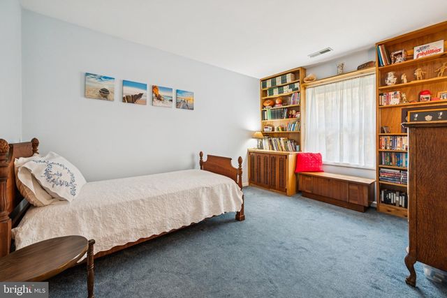 5630 OSLO AVE, Mays Landing, NJ 08330