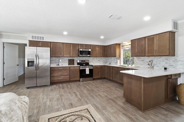 11291 W CORAL CT, Crystal River, FL 34429