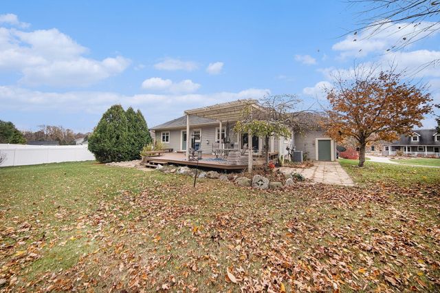 132 Remington Drive, Spring Arbor, MI 49283