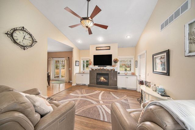 132 Remington Drive, Spring Arbor, MI 49283