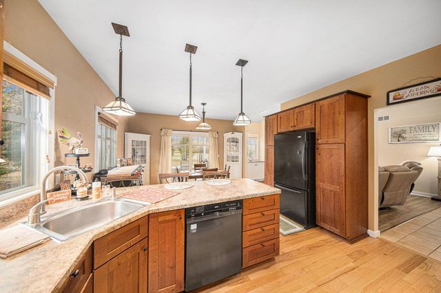 132 Remington Drive, Spring Arbor, MI 49283