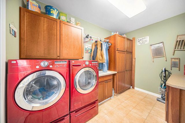 132 Remington Drive, Spring Arbor, MI 49283