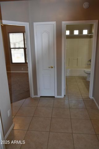 6460 S SPRINGS Place, Chandler, AZ 85249