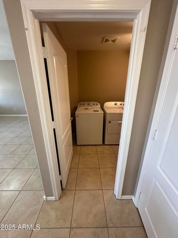 6460 S SPRINGS Place, Chandler, AZ 85249