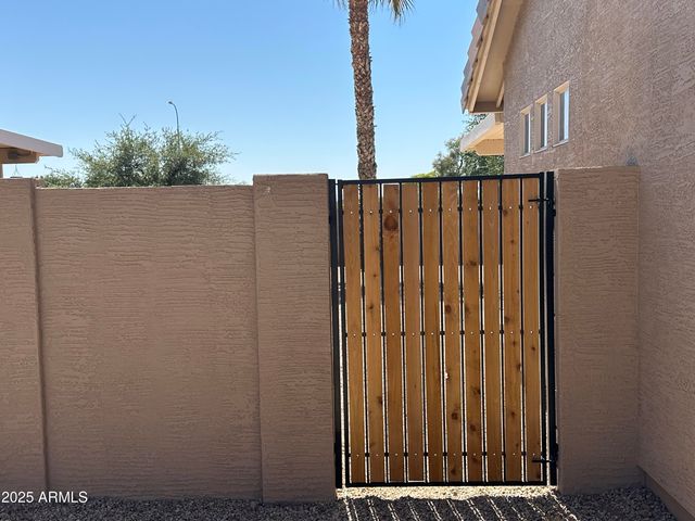 6460 S SPRINGS Place, Chandler, AZ 85249