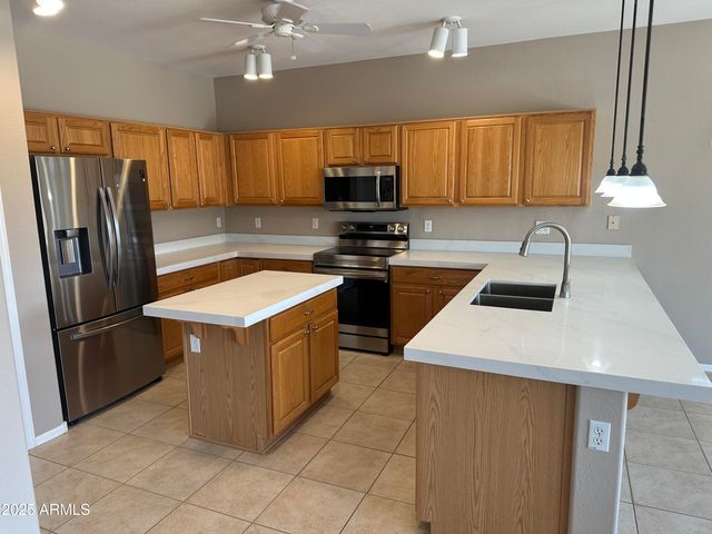 6460 S SPRINGS Place, Chandler, AZ 85249